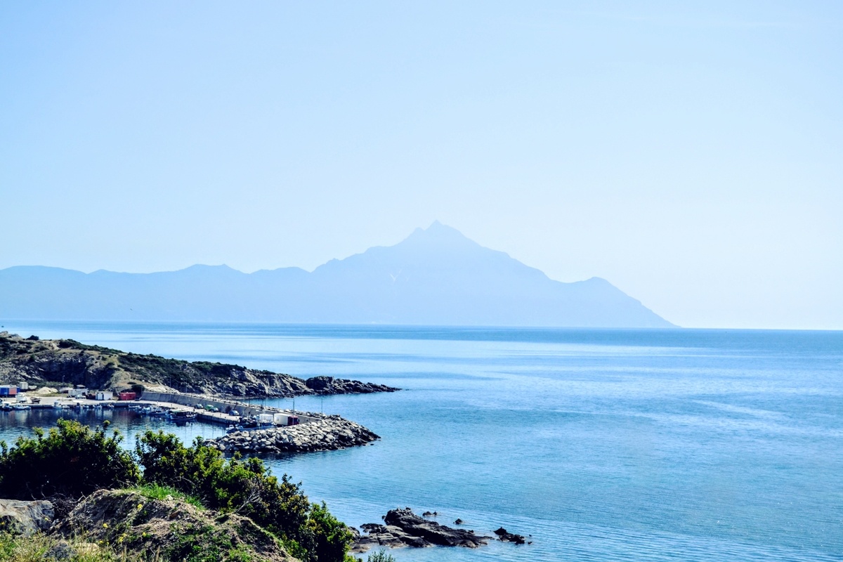 Trips  10 motive pentru o vacanță la mare în Halkidiki