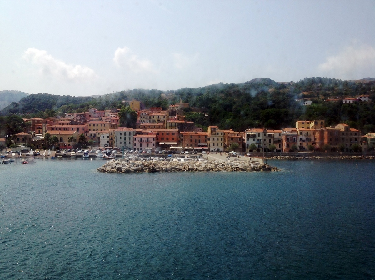 Trips  10 imagini superbe de pe Insula Elba