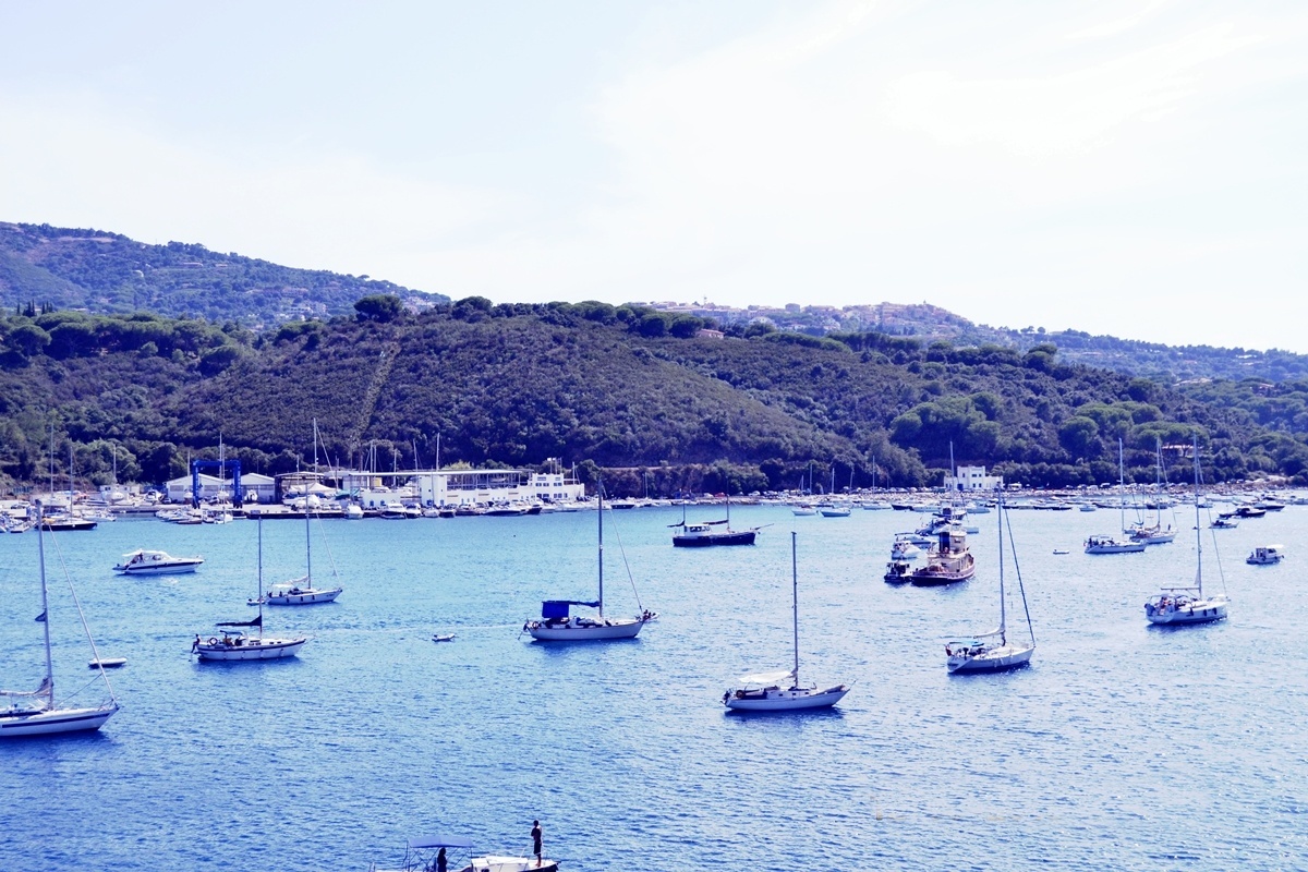 Trips  Porto Azzuro: Cele mai frumoase locuri pentru relaxare