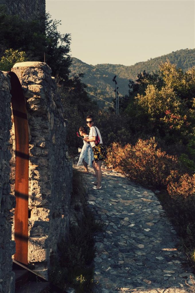 Trips Uncategorized @ro  Castelul Zuccarello- prin ruinele trecutului și NOI cu aventuri